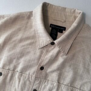 5.11 Tactical Series Tan Shirt Large Concealed Carry Short Sleeve Button Snap